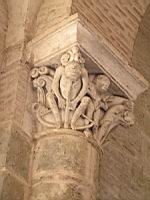Toulouse, Basilique Saint-Sernin, Chapiteau, Demon a l'arbalete (1)